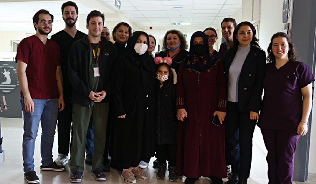 Böbreğiyle Kızına İkinci Kez Hayat Verdi