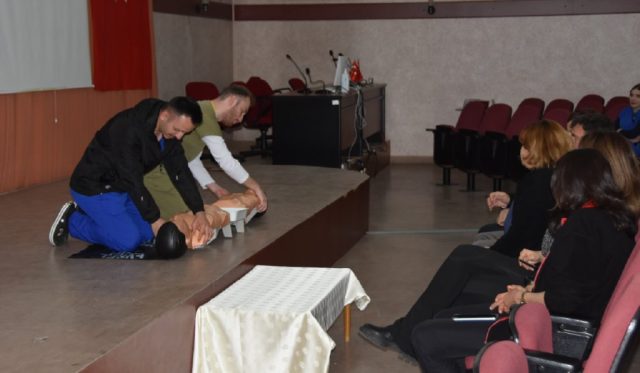 Temel Yaşam Desteği Eğitmi 3