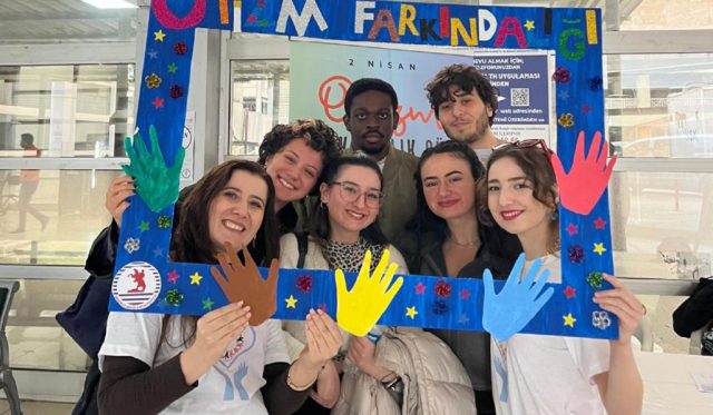 Otizm Fakındalık Günü 3