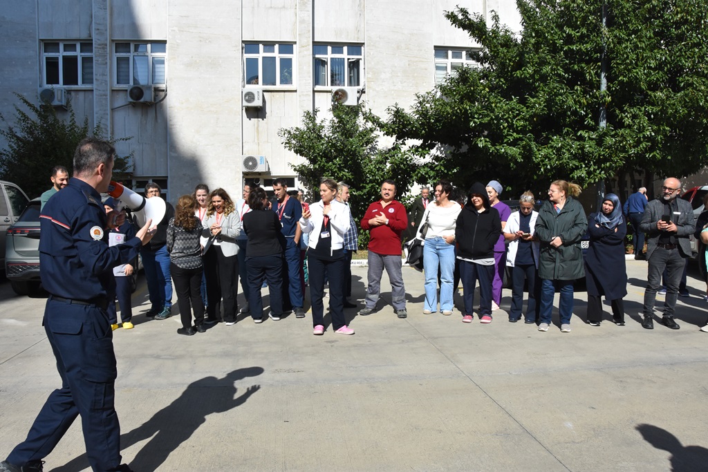 Hastanemizde Personelimize Yönelik Yangın Güvenliği Eğitimi Düzenlendi