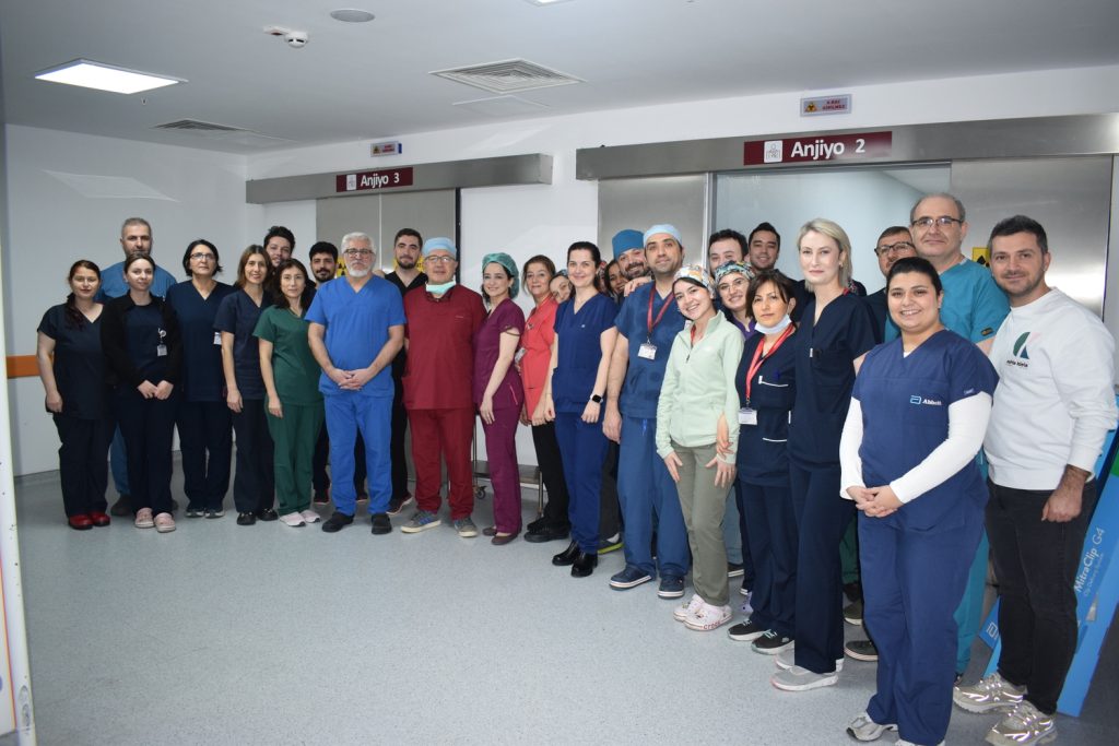 Hastanemizde İlk Kez Ameliyatsız “Mandallama” (MitraClip) Operasyonu Gerçekleştirildi